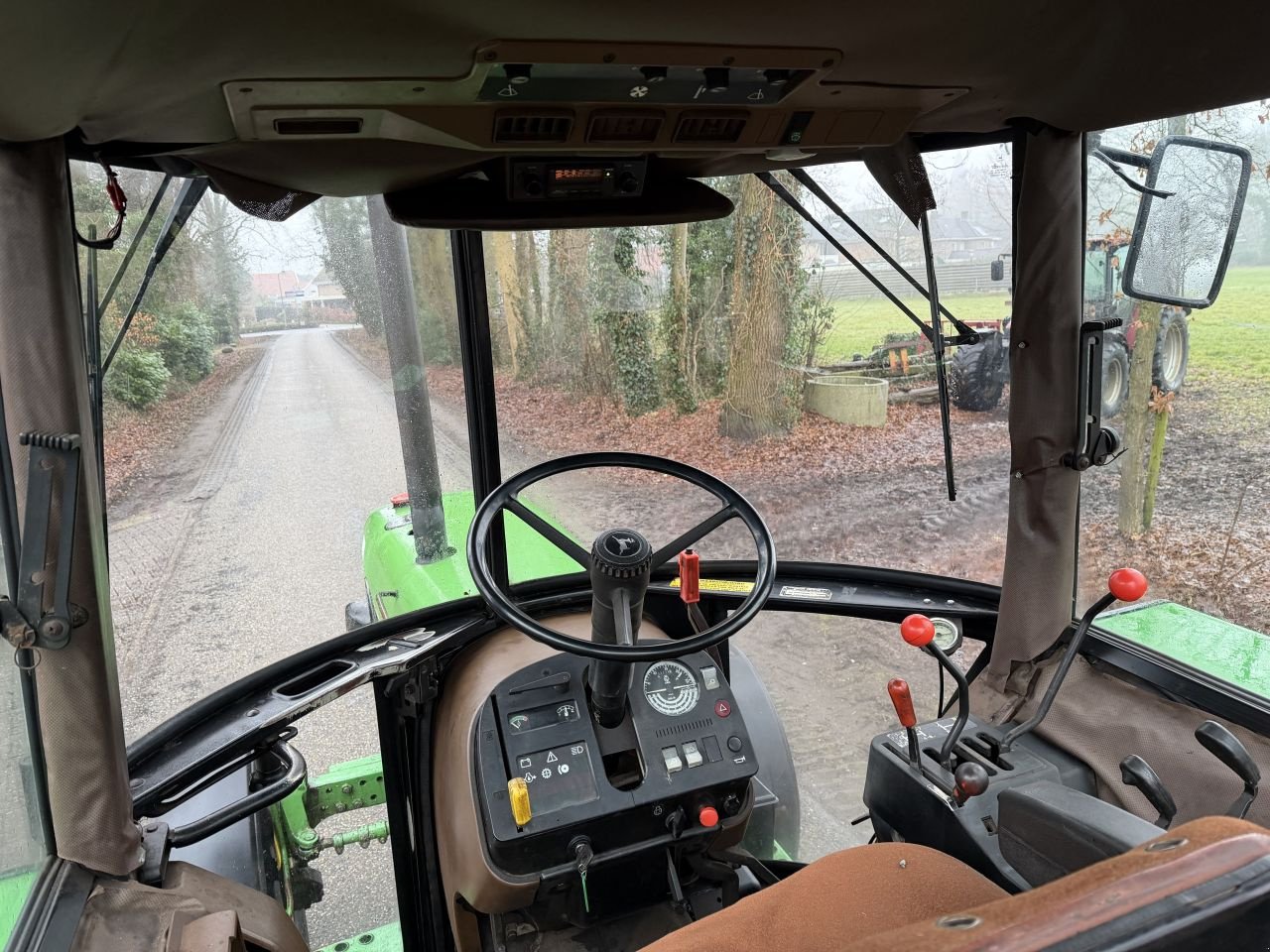 Traktor of the type John Deere 2250, Gebrauchtmaschine in Rossum (Picture 6)