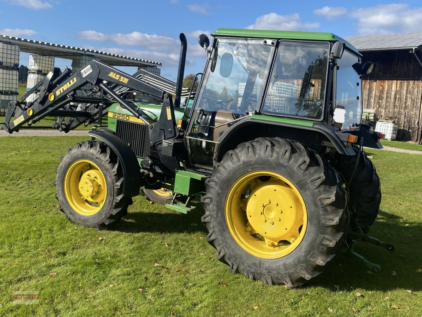 Traktor des Typs John Deere 2250, Gebrauchtmaschine in Epfendorf (Bild 10)
