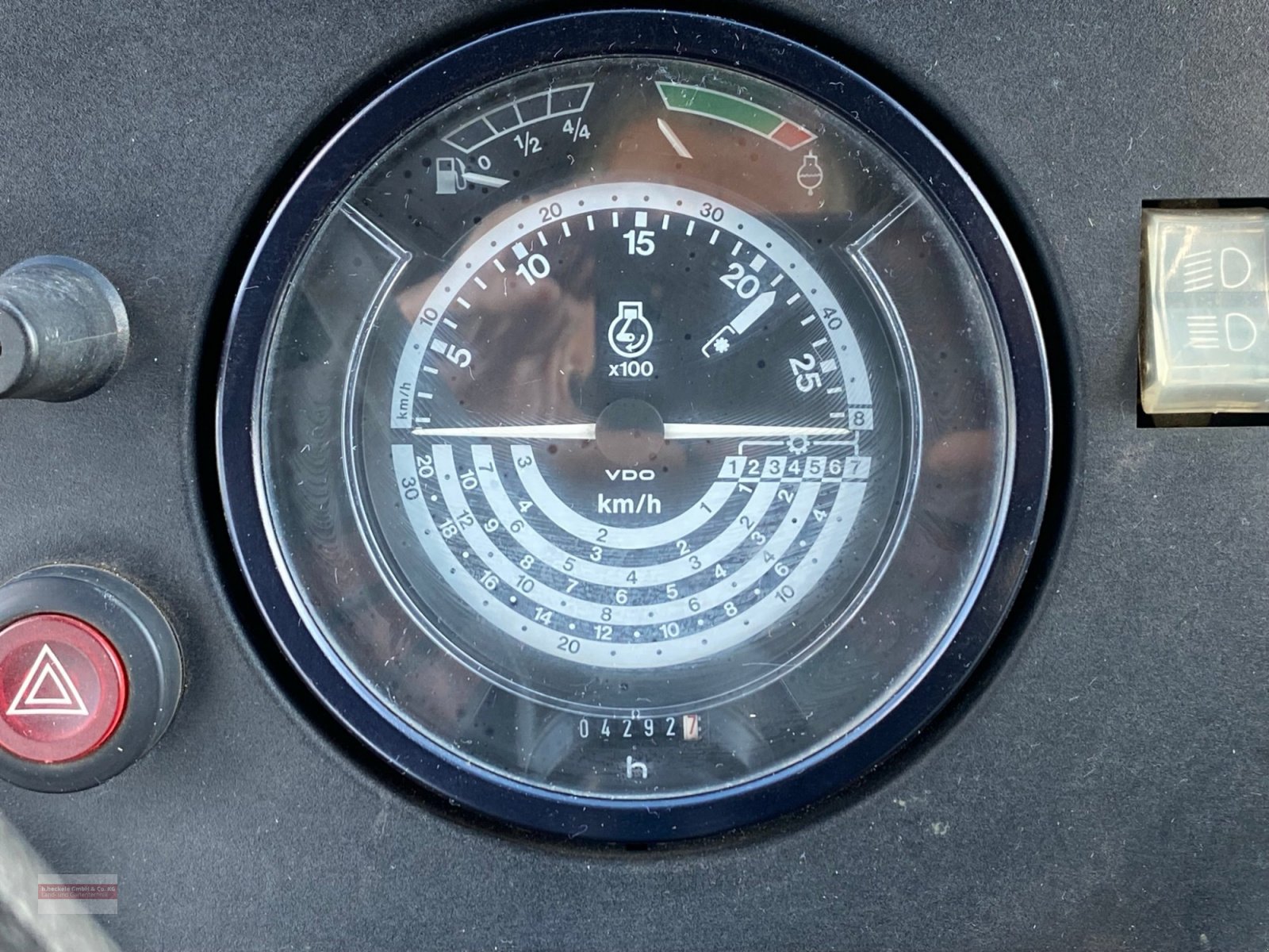 Traktor des Typs John Deere 2250, Gebrauchtmaschine in Epfendorf (Bild 11)