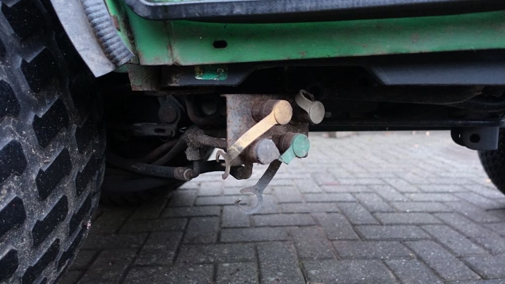 Traktor типа John Deere 2320 4x4, Gebrauchtmaschine в IJsselmuiden (Фотография 5)