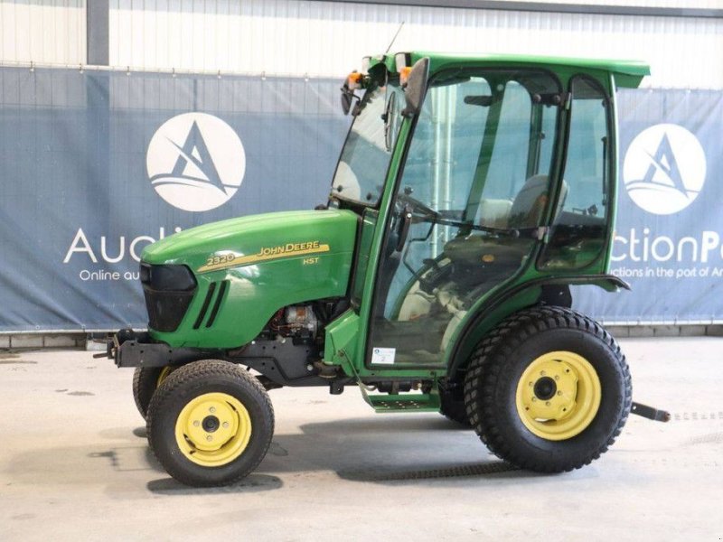 Traktor del tipo John Deere 2320, Gebrauchtmaschine In Antwerpen (Immagine 1)