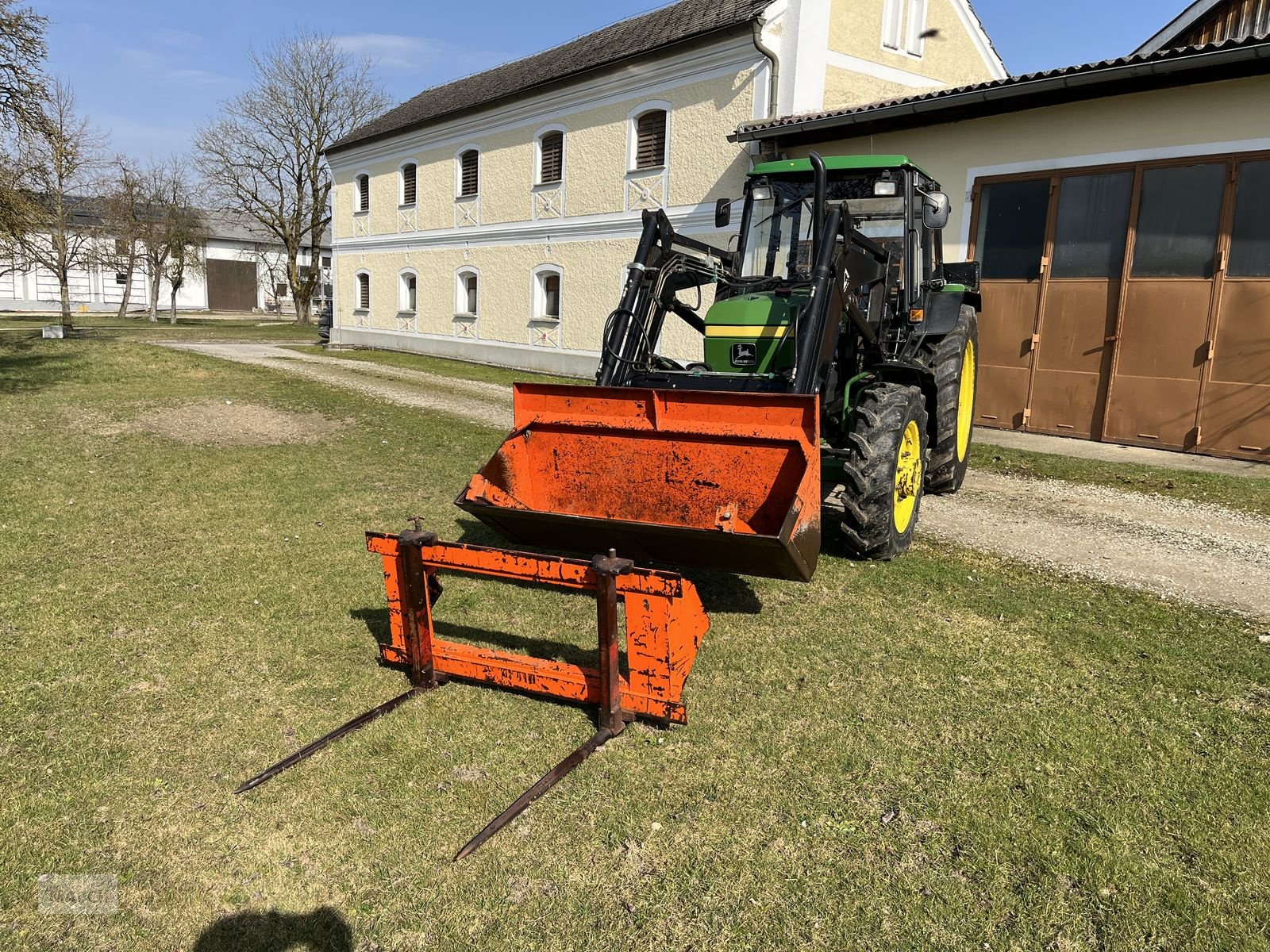 Traktor a típus John Deere 2450 A, Gebrauchtmaschine ekkor: Burgkirchen (Kép 4)