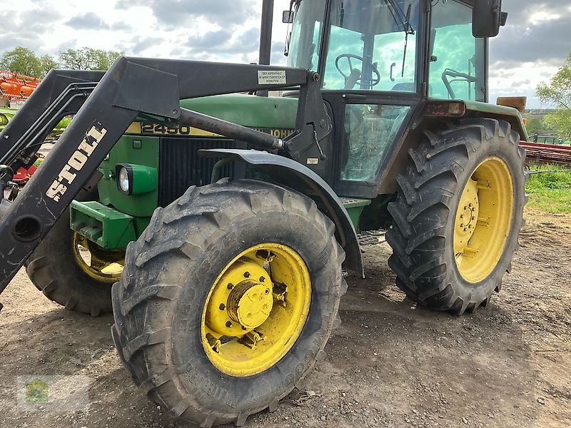 Traktor типа John Deere 2450 AS, Gebrauchtmaschine в Salsitz (Фотография 4)