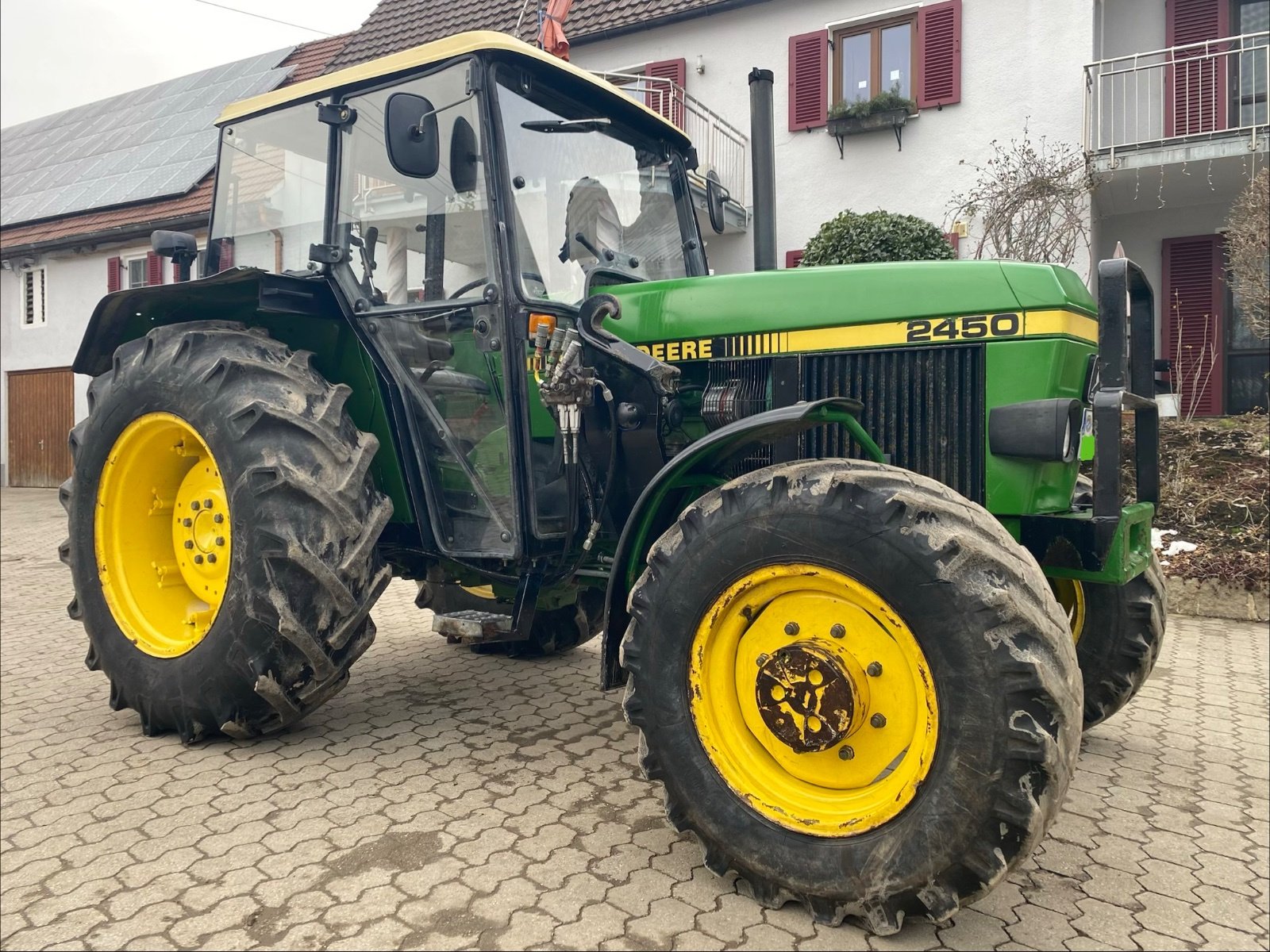 Traktor του τύπου John Deere 2450, Gebrauchtmaschine σε Biberbach (Φωτογραφία 1)
