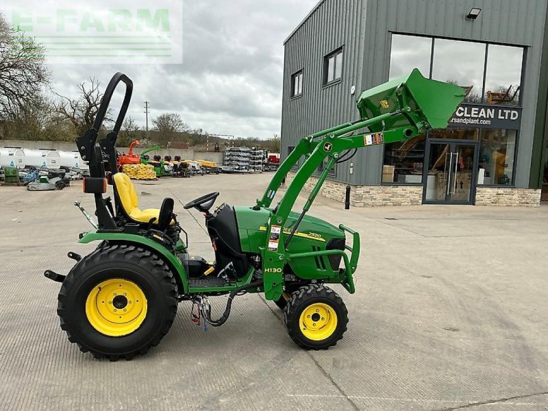 Traktor от тип John Deere 2520 compact tractor (st25690), Gebrauchtmaschine в SHAFTESBURY