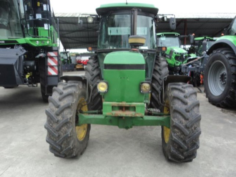 Traktor del tipo John Deere 2850, Gebrauchtmaschine In MOULLE (Immagine 4)
