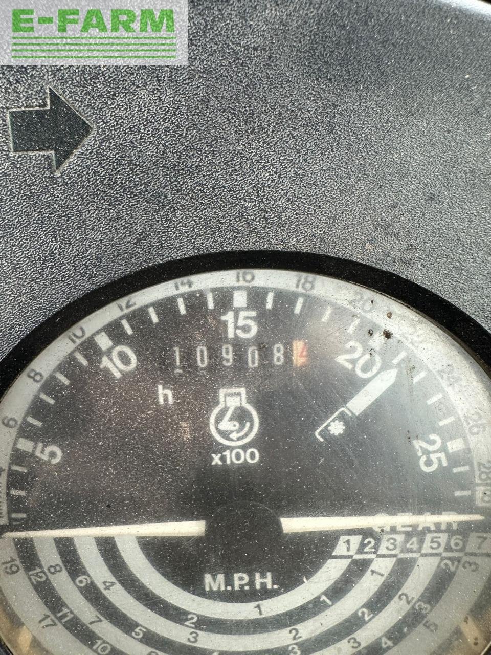 Traktor of the type John Deere 2850, Gebrauchtmaschine in Hamburg (Picture 3)