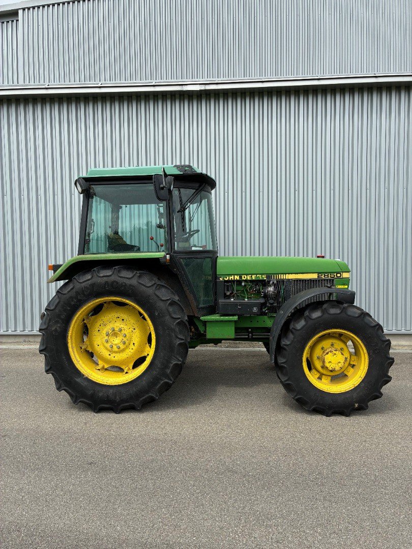 Traktor типа John Deere 2850, Gebrauchtmaschine в Henau (Фотография 4)