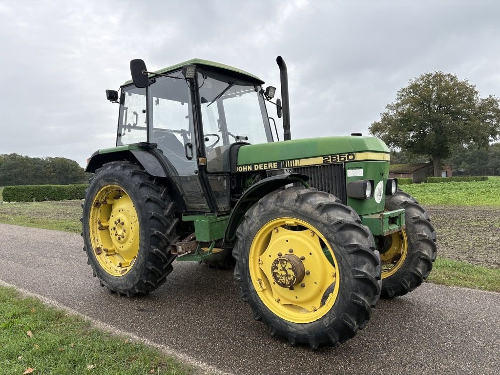 Traktor типа John Deere 2850, Gebrauchtmaschine в Kronenberg (Фотография 9)