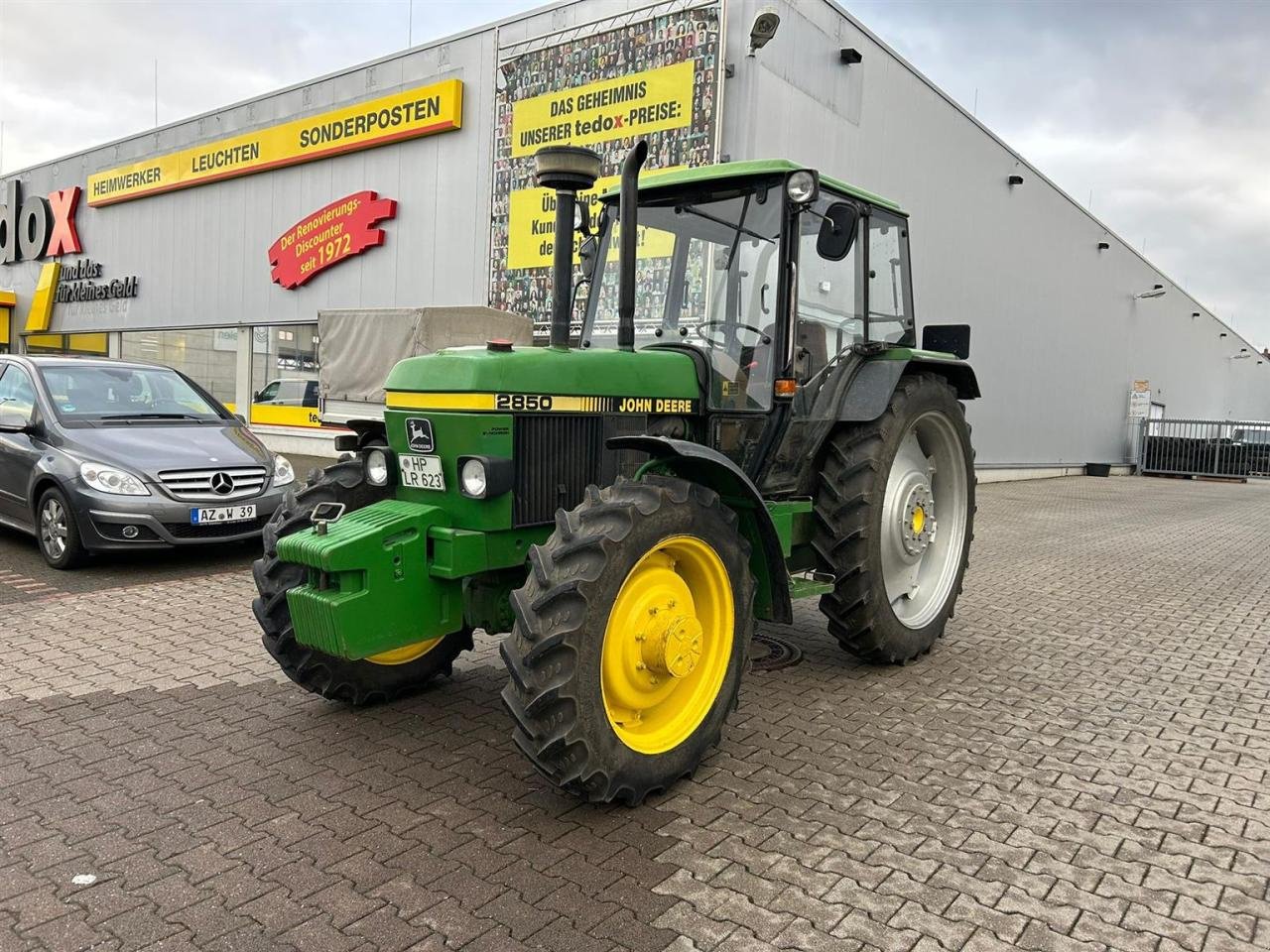 Traktor типа John Deere 2850, Gebrauchtmaschine в Zweibrücken (Фотография 1)