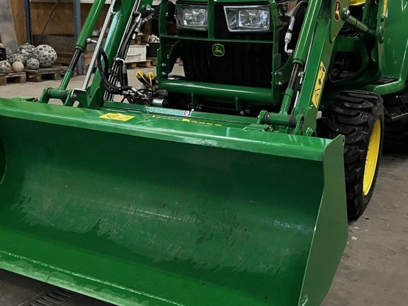 Traktor του τύπου John Deere 3025E John Deere 3025E, Gebrauchtmaschine σε Ringkøbing (Φωτογραφία 1)