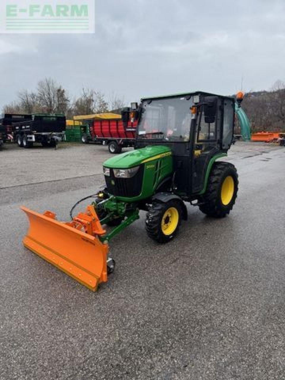 Traktor of the type John Deere 3025e, Gebrauchtmaschine in SALZBURG (Picture 1)
