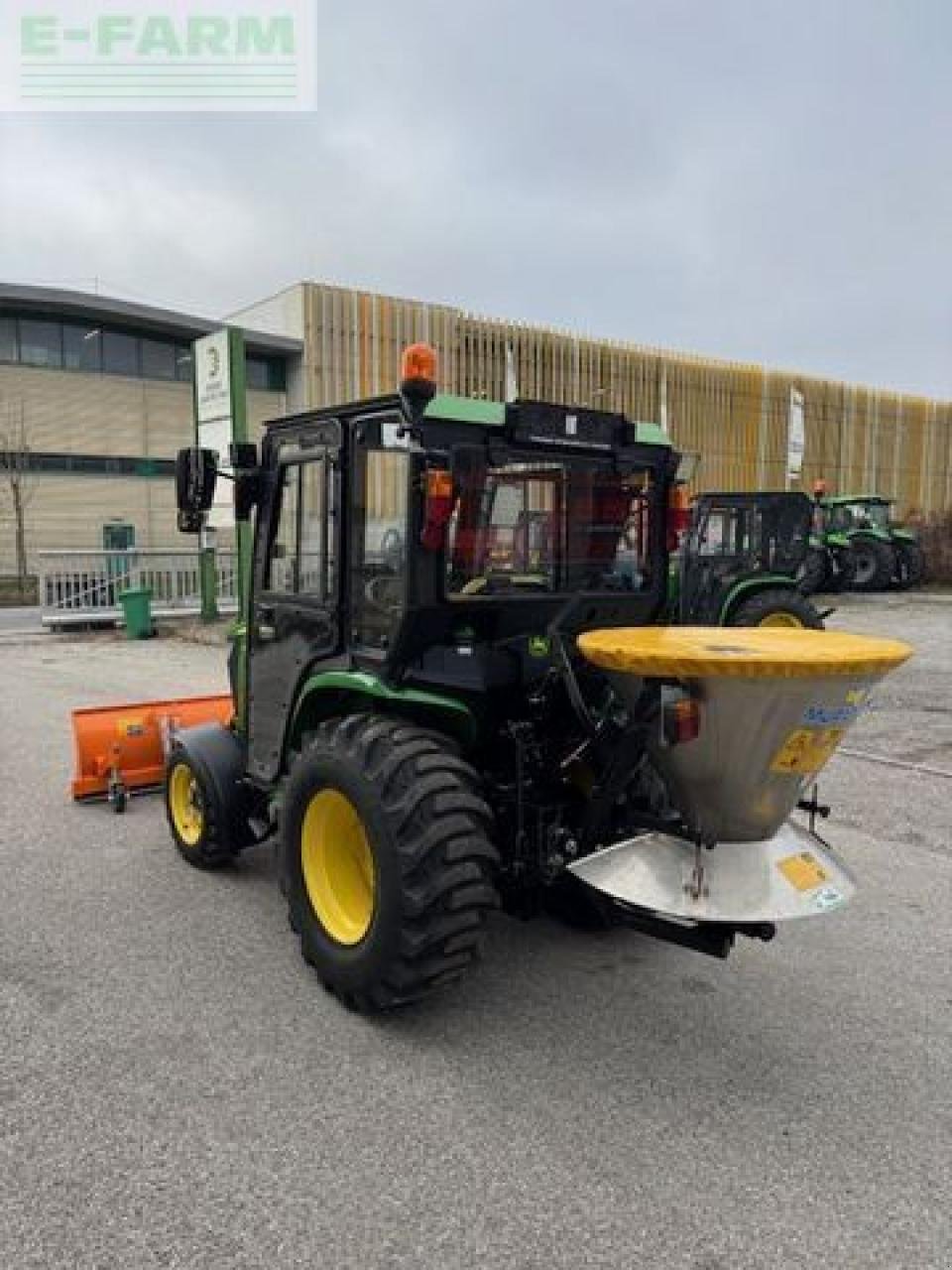 Traktor Türe ait John Deere 3025e, Gebrauchtmaschine içinde SALZBURG (resim 2)