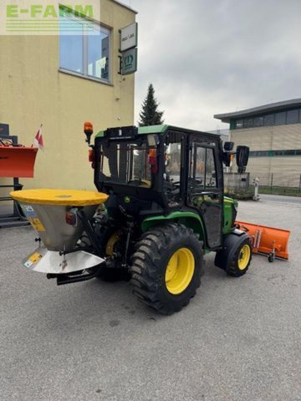 Traktor Türe ait John Deere 3025e, Gebrauchtmaschine içinde SALZBURG (resim 3)
