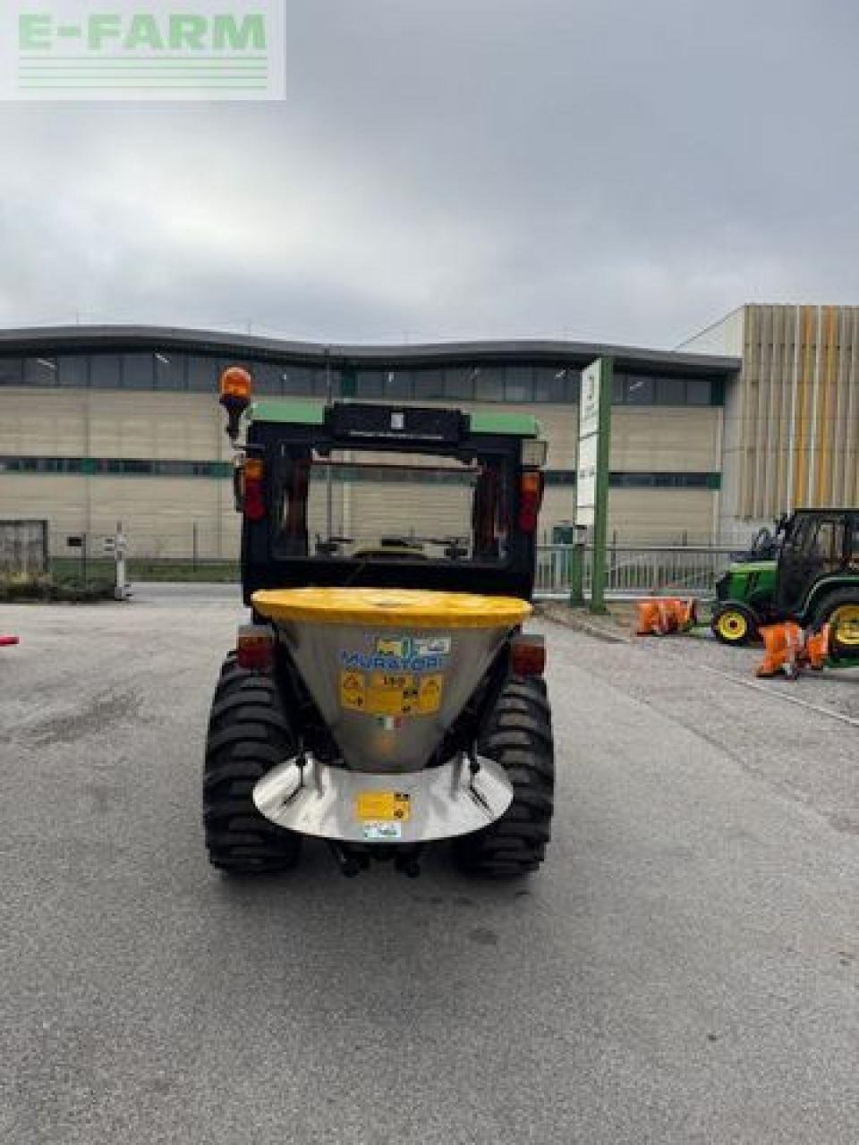 Traktor Türe ait John Deere 3025e, Gebrauchtmaschine içinde SALZBURG (resim 7)