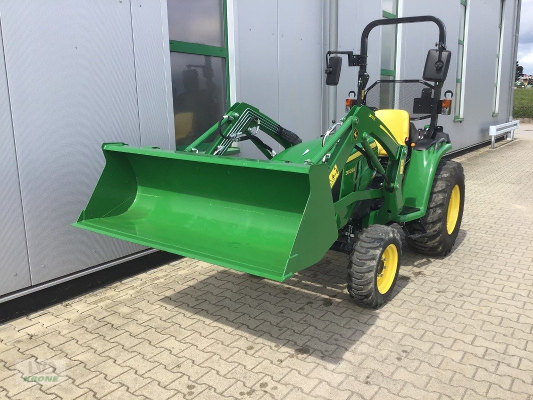 Traktor del tipo John Deere 3025E, Gebrauchtmaschine en Zorbau (Imagen 3)