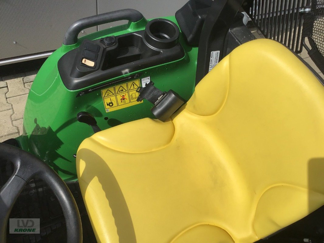 Traktor del tipo John Deere 3025E, Gebrauchtmaschine en Zorbau (Imagen 8)