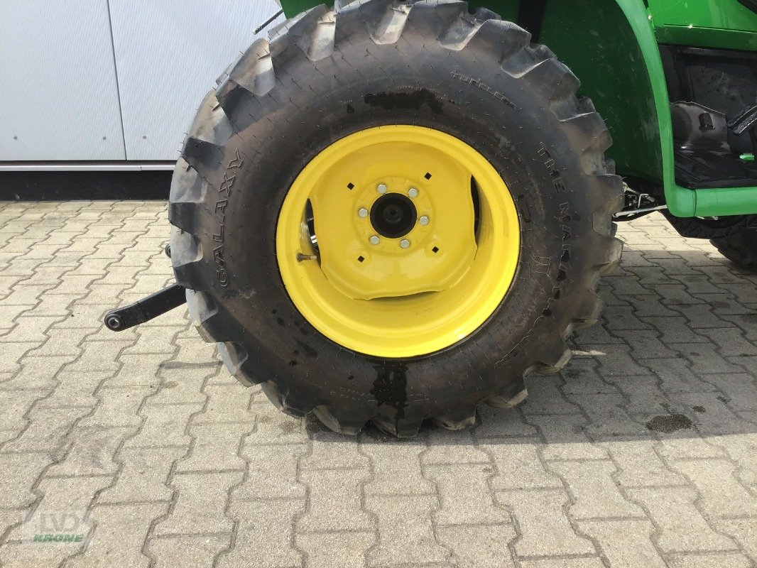 Traktor del tipo John Deere 3025E, Gebrauchtmaschine en Zorbau (Imagen 12)