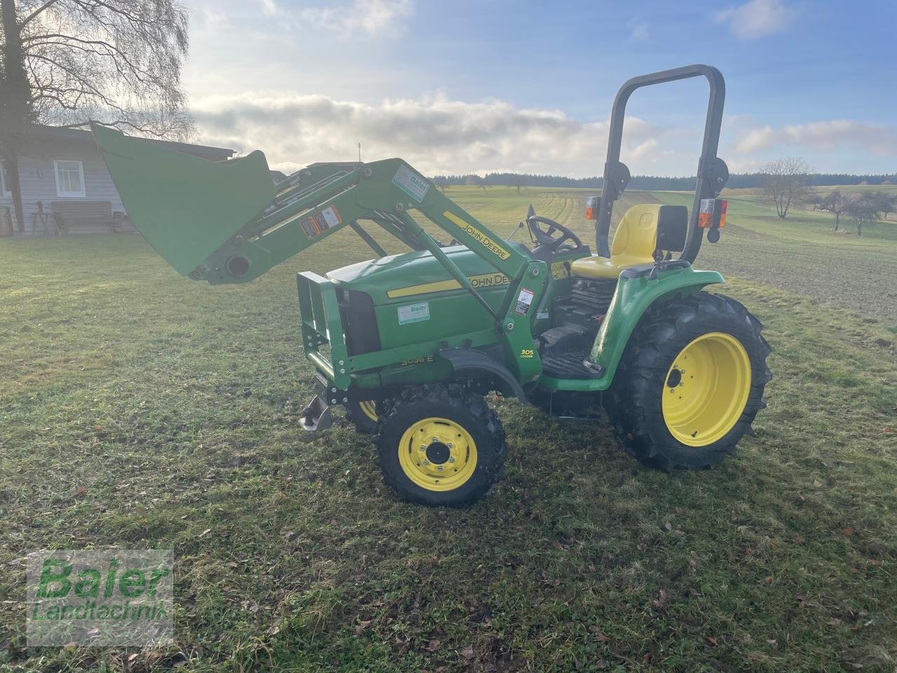 Traktor del tipo John Deere 3036 E, Gebrauchtmaschine en OBERNDORF-HOCHMOESSINGEN (Imagen 1)
