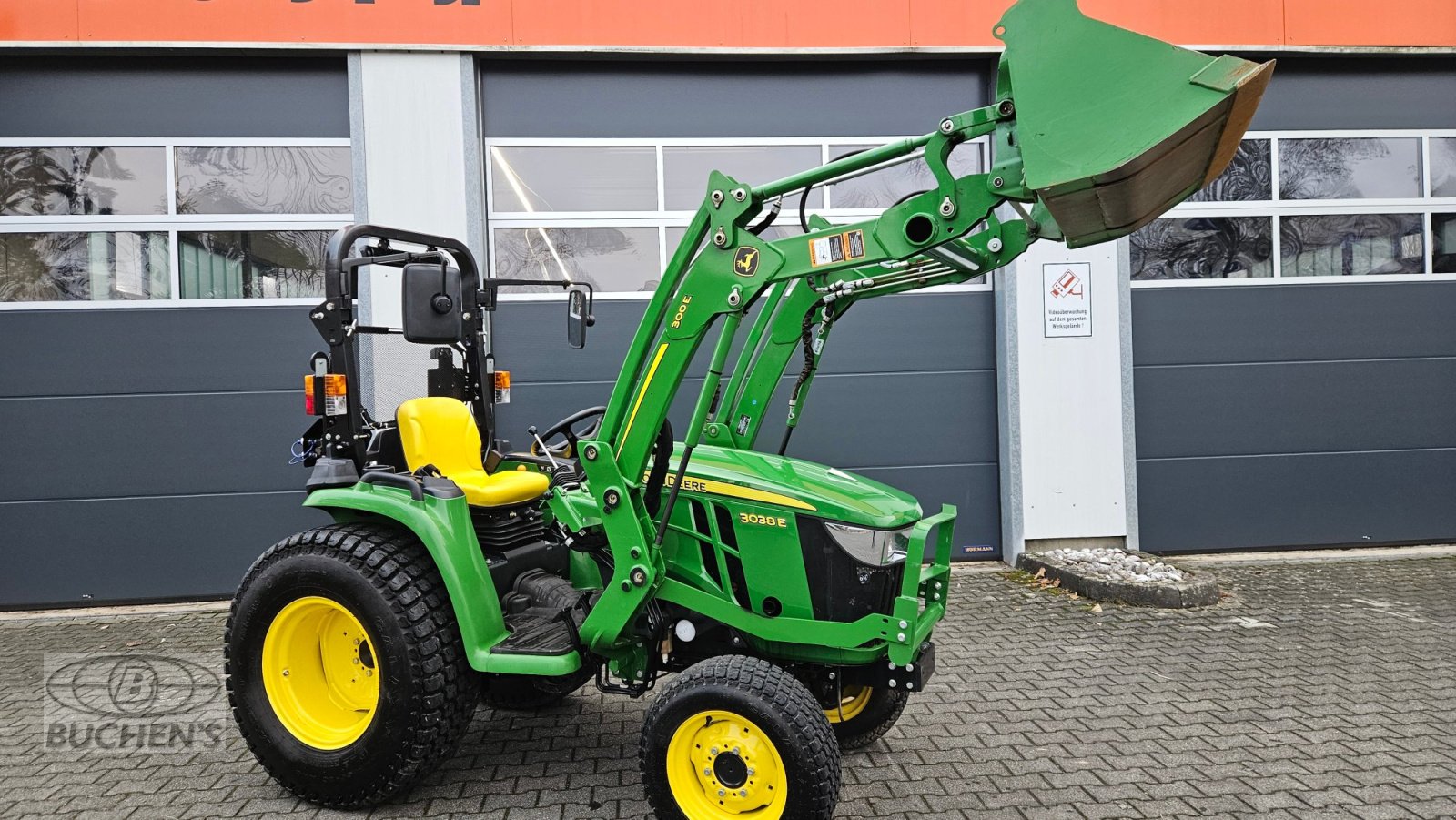 Traktor του τύπου John Deere 3038 E, Gebrauchtmaschine σε Olpe (Φωτογραφία 1)