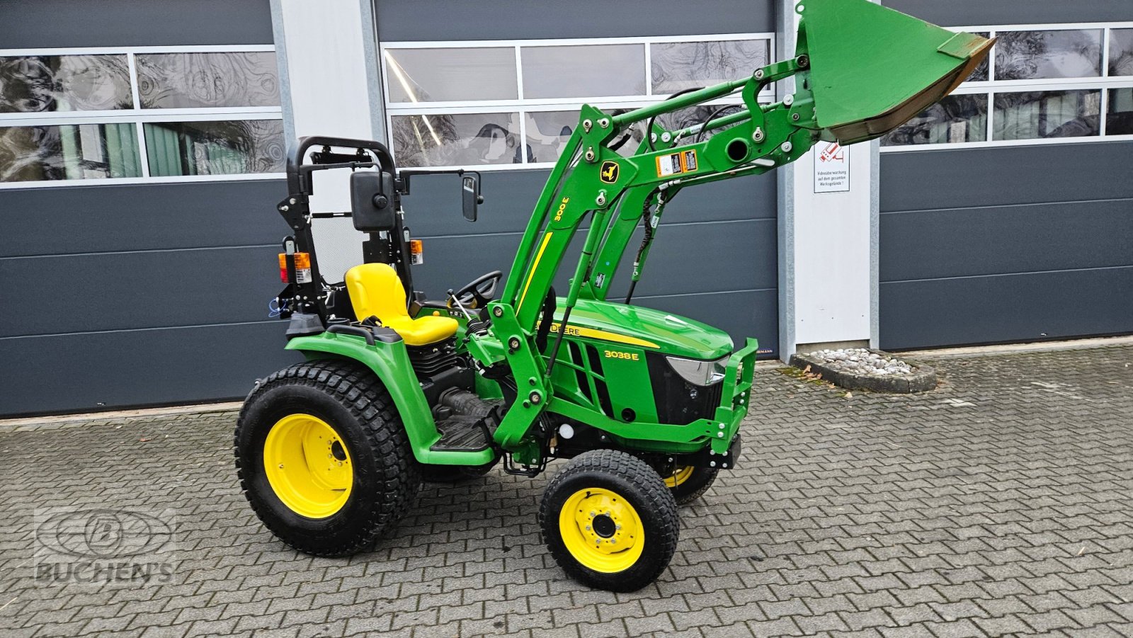 Traktor του τύπου John Deere 3038 E, Gebrauchtmaschine σε Olpe (Φωτογραφία 5)
