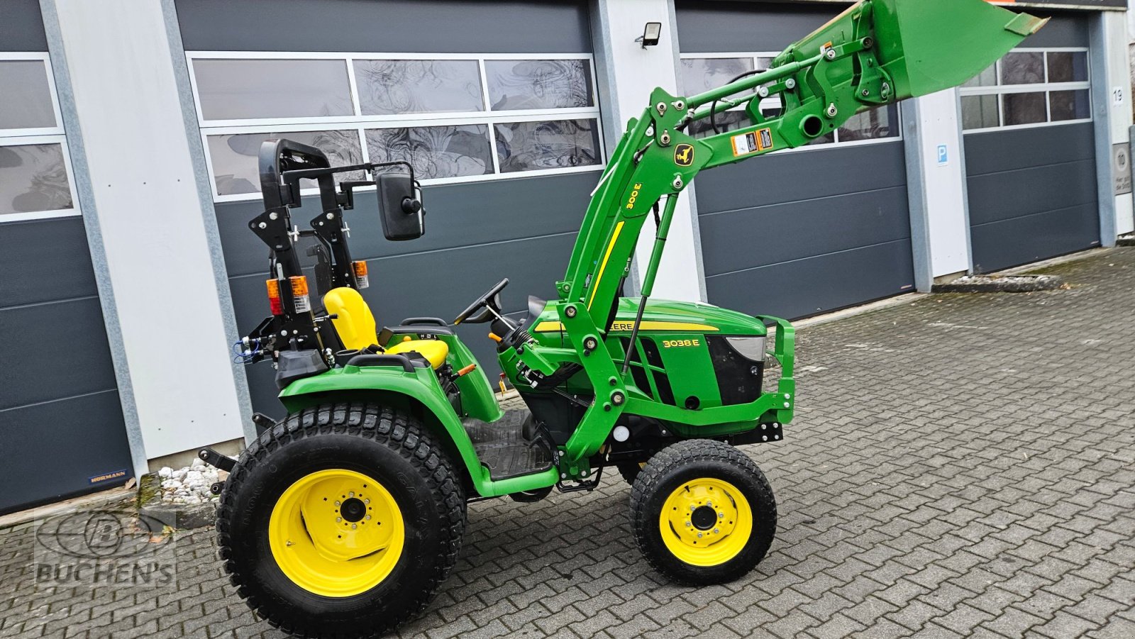 Traktor του τύπου John Deere 3038 E, Gebrauchtmaschine σε Olpe (Φωτογραφία 8)