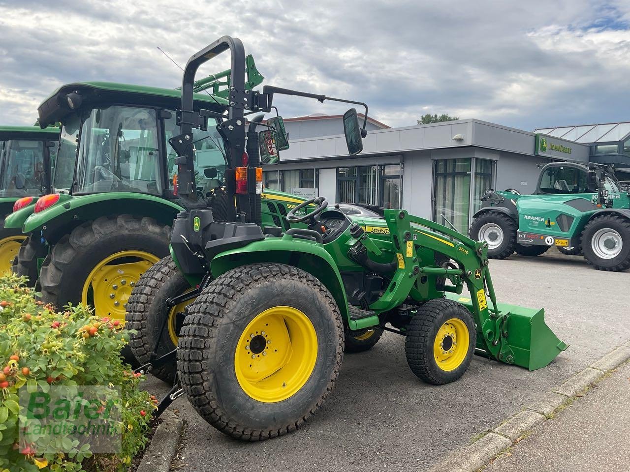 Traktor typu John Deere 3038 E, Gebrauchtmaschine v OBERNDORF-HOCHMOESSINGEN (Obrázek 2)