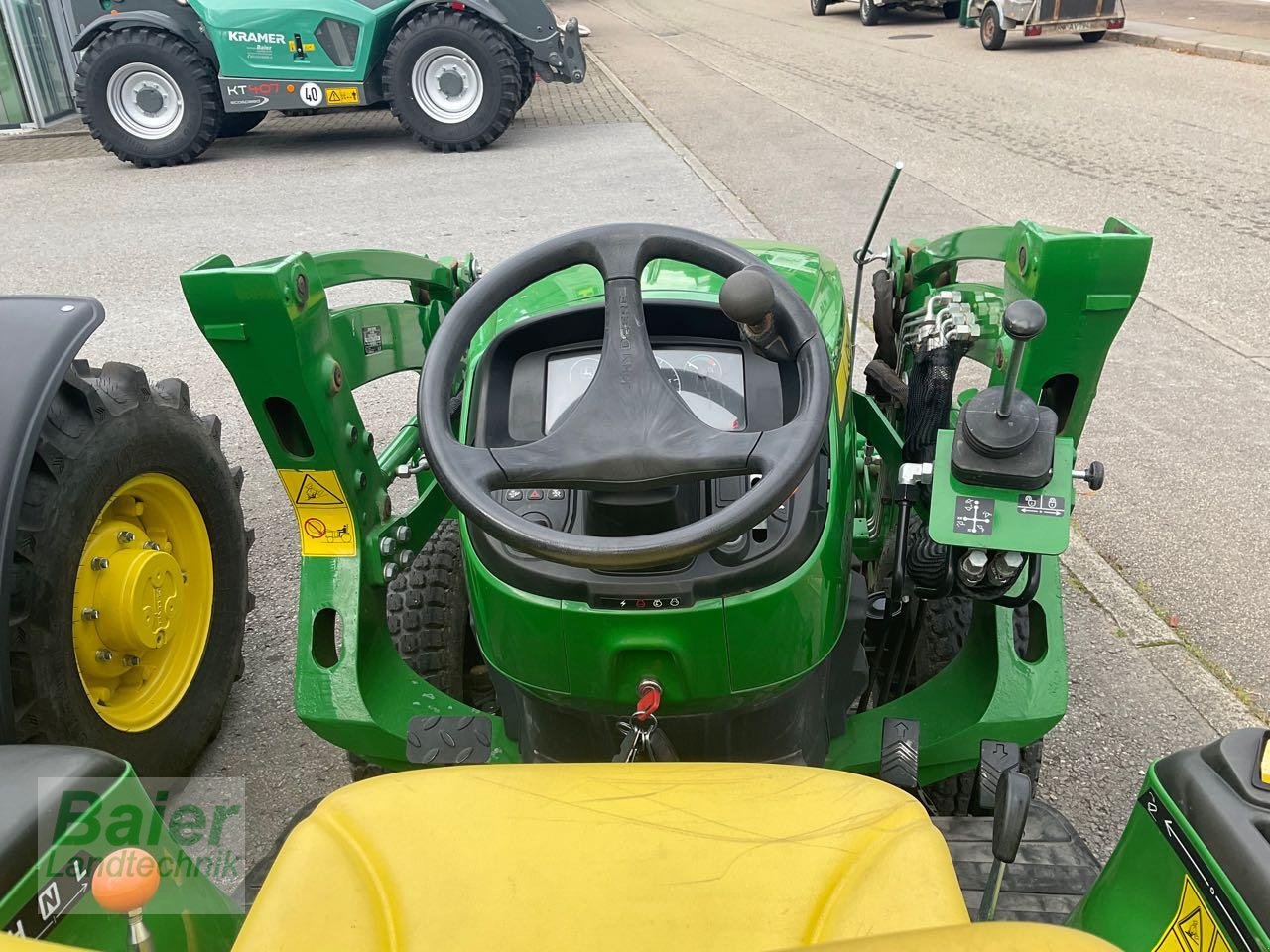 Traktor typu John Deere 3038 E, Gebrauchtmaschine v OBERNDORF-HOCHMOESSINGEN (Obrázek 4)