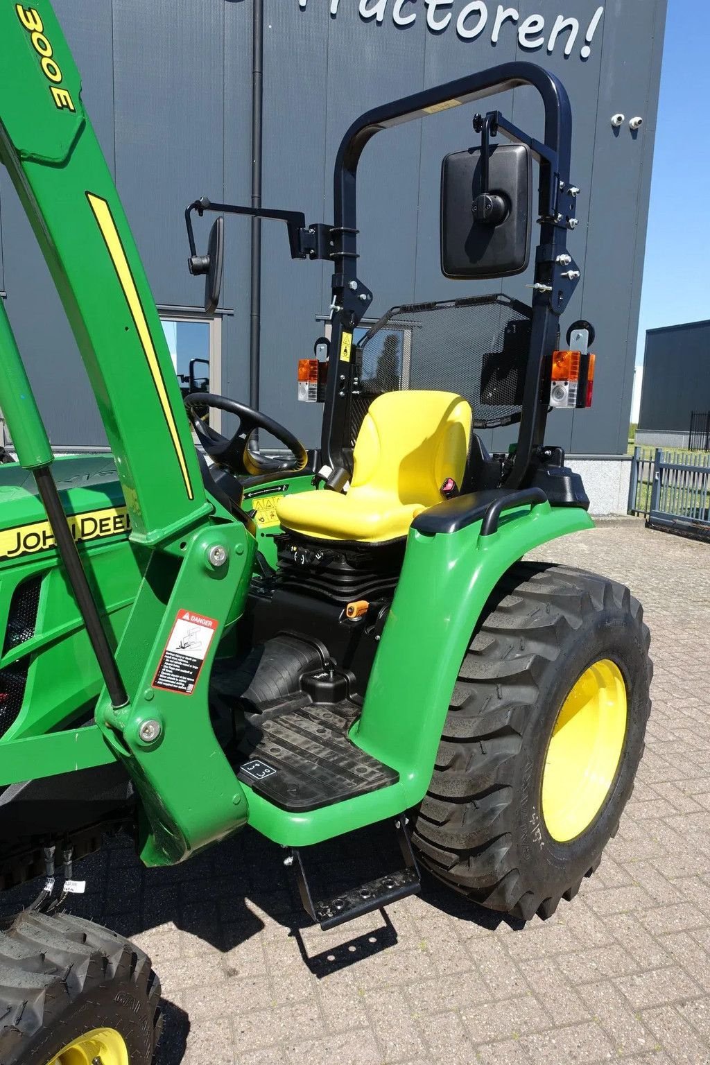 Traktor типа John Deere 3038E 4wd HST / 0005 Draaiuren / Voorlader, Gebrauchtmaschine в Swifterband (Фотография 11)