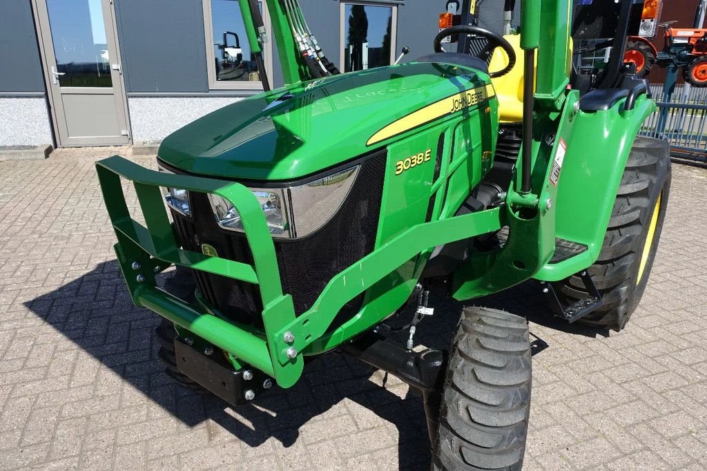 Traktor типа John Deere 3038E 4wd HST / 0005 Draaiuren / Voorlader, Gebrauchtmaschine в Swifterband (Фотография 5)