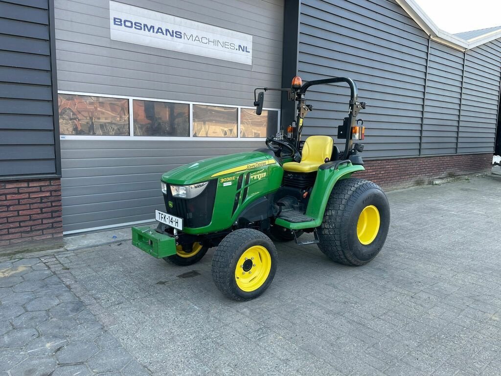 Traktor za tip John Deere 3038E compacttractor 38 PK, Gebrauchtmaschine u Neer (Slika 4)