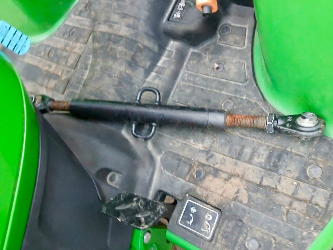 Traktor типа John Deere 3038E + FL, Gebrauchtmaschine в Liebenwalde (Фотография 10)