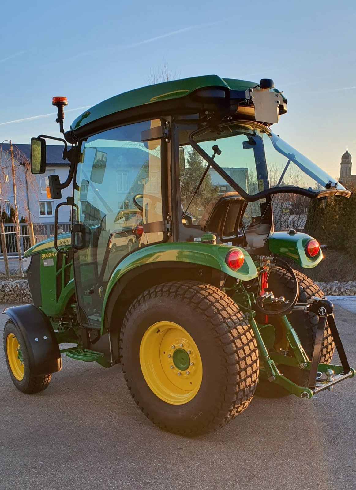 Traktor za tip John Deere 3039R, Gebrauchtmaschine u Tannhausen (Slika 3)