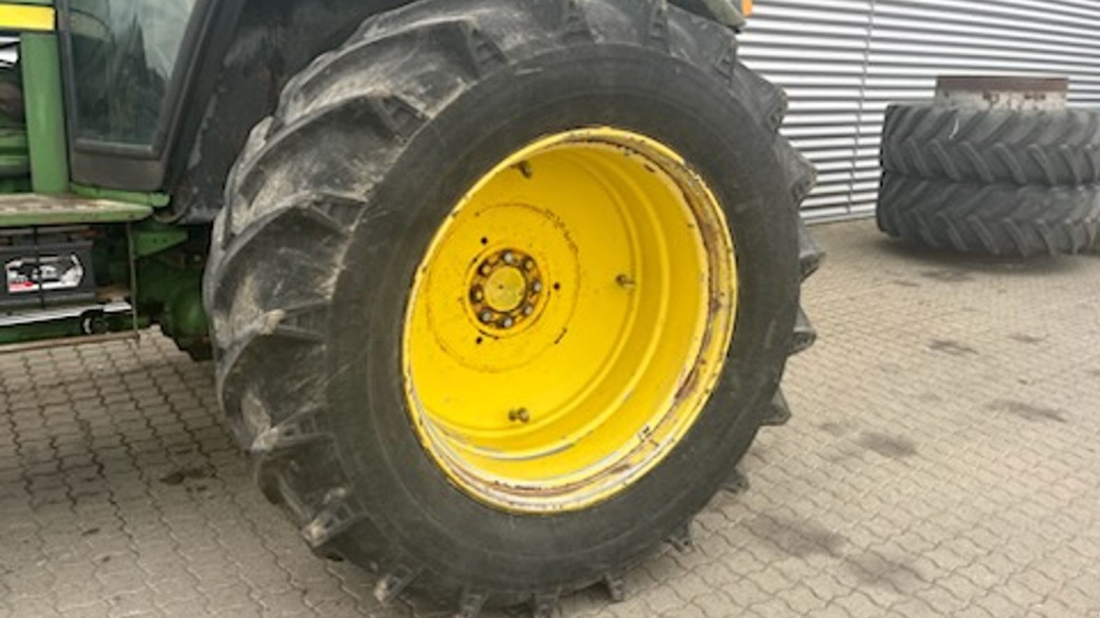 Traktor типа John Deere 3040, Gebrauchtmaschine в Horsens (Фотография 6)