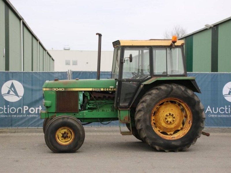 John Deere 3040, Gebrauchtmaschine (Bild 1) Traktor des Typs John Deere 3040, Gebrauchtmaschine in Antwerpen (Bild 1)