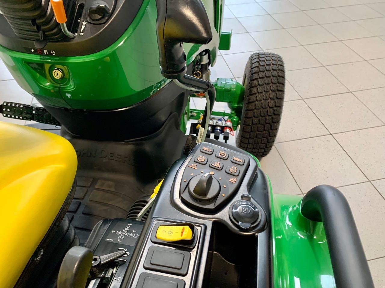 Traktor del tipo John Deere 3046R, Neumaschine In Beckum (Immagine 7)