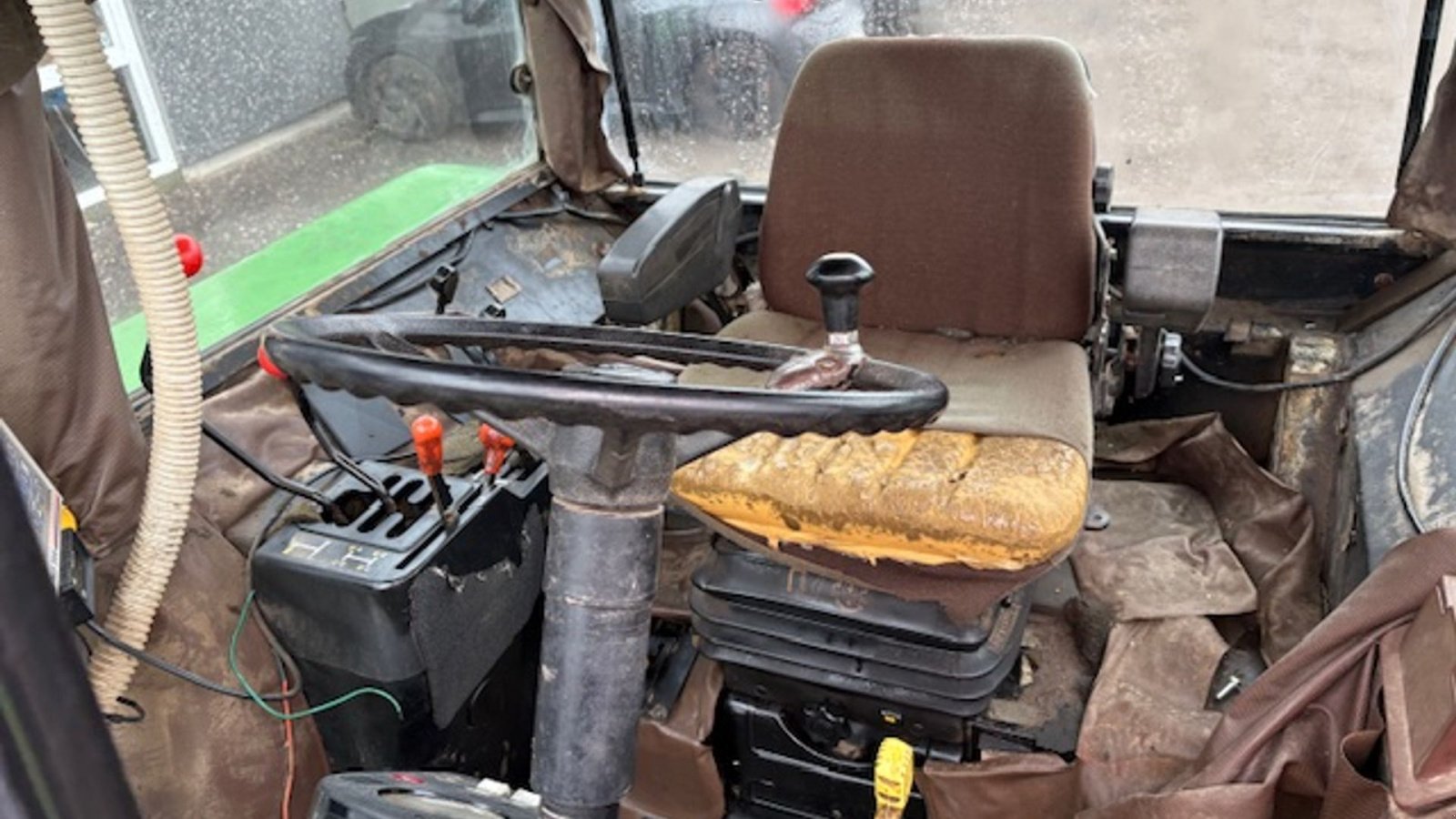 Traktor des Typs John Deere 3050 4WD MED FRONTVÆGTE, Gebrauchtmaschine in Dronninglund (Bild 14)