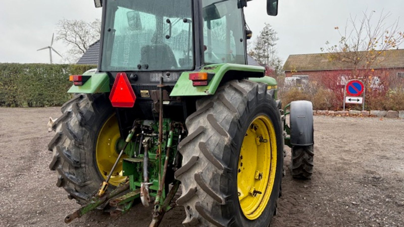 Traktor des Typs John Deere 3050 4WD MED FRONTVÆGTE, Gebrauchtmaschine in Dronninglund (Bild 10)