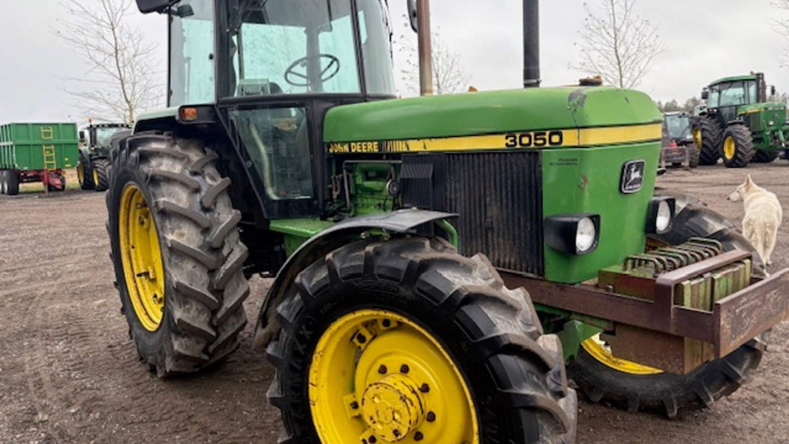 Traktor des Typs John Deere 3050 4WD MED FRONTVÆGTE, Gebrauchtmaschine in Dronninglund (Bild 7)