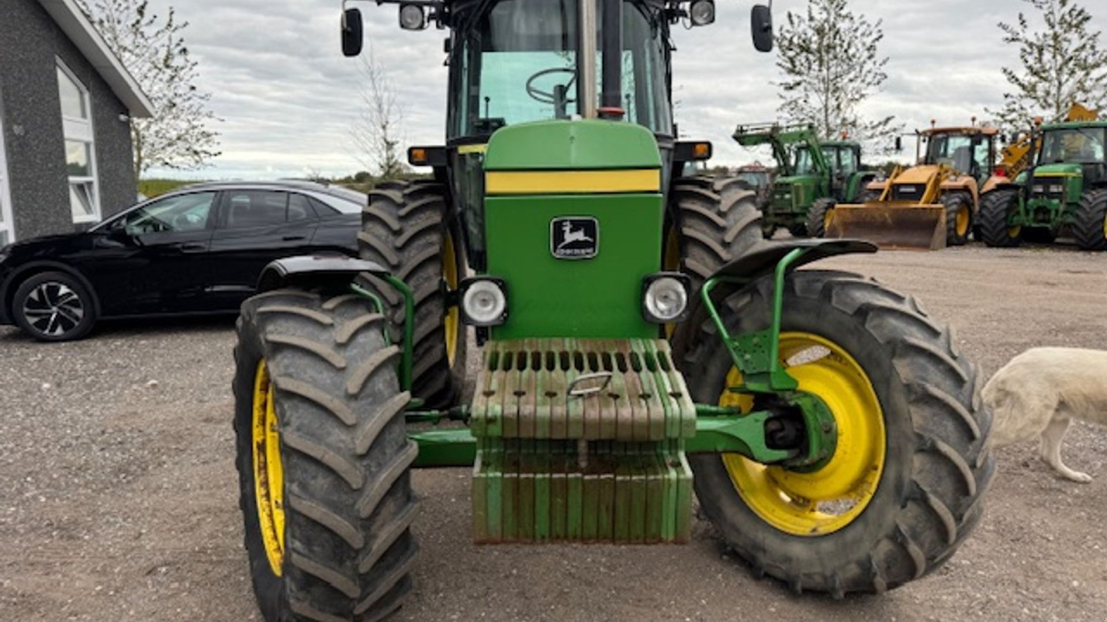 Traktor типа John Deere 3050 4WD MED FRONTVÆGTE, Gebrauchtmaschine в Dronninglund (Фотография 5)