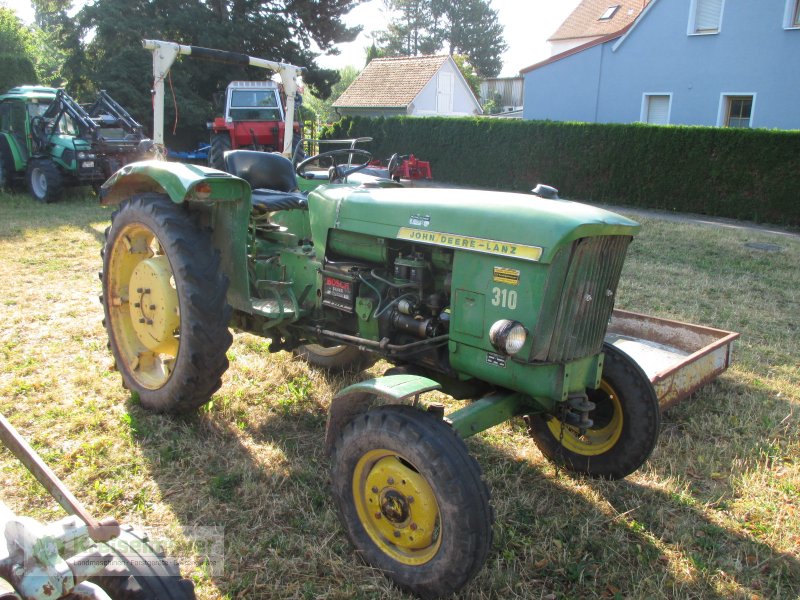 Traktor des Typs John Deere 310 Festpreis, Gebrauchtmaschine in Feuchtwangen (Bild 1)