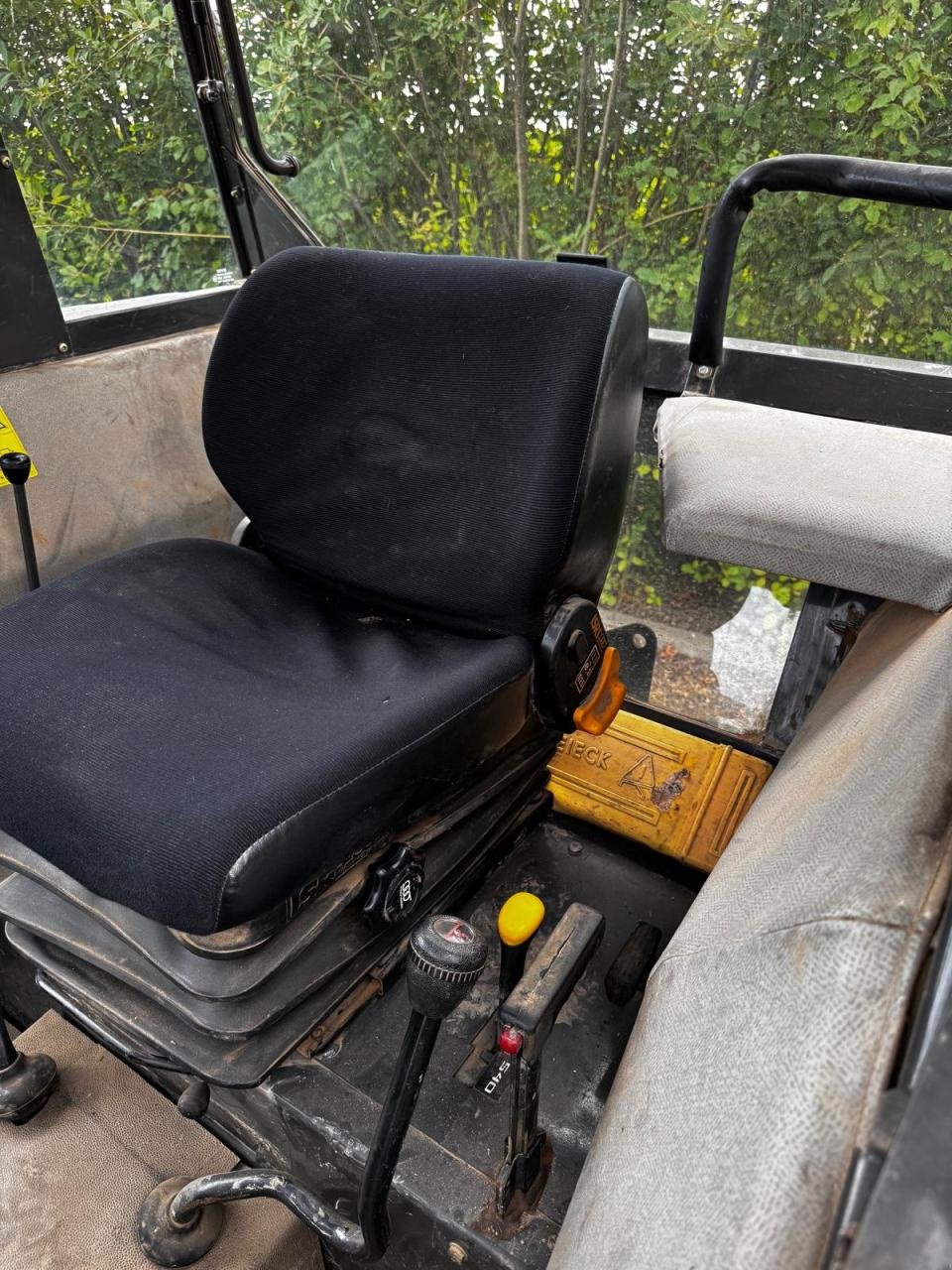 Traktor типа John Deere 3100, Gebrauchtmaschine в Niederkirchen (Фотография 6)