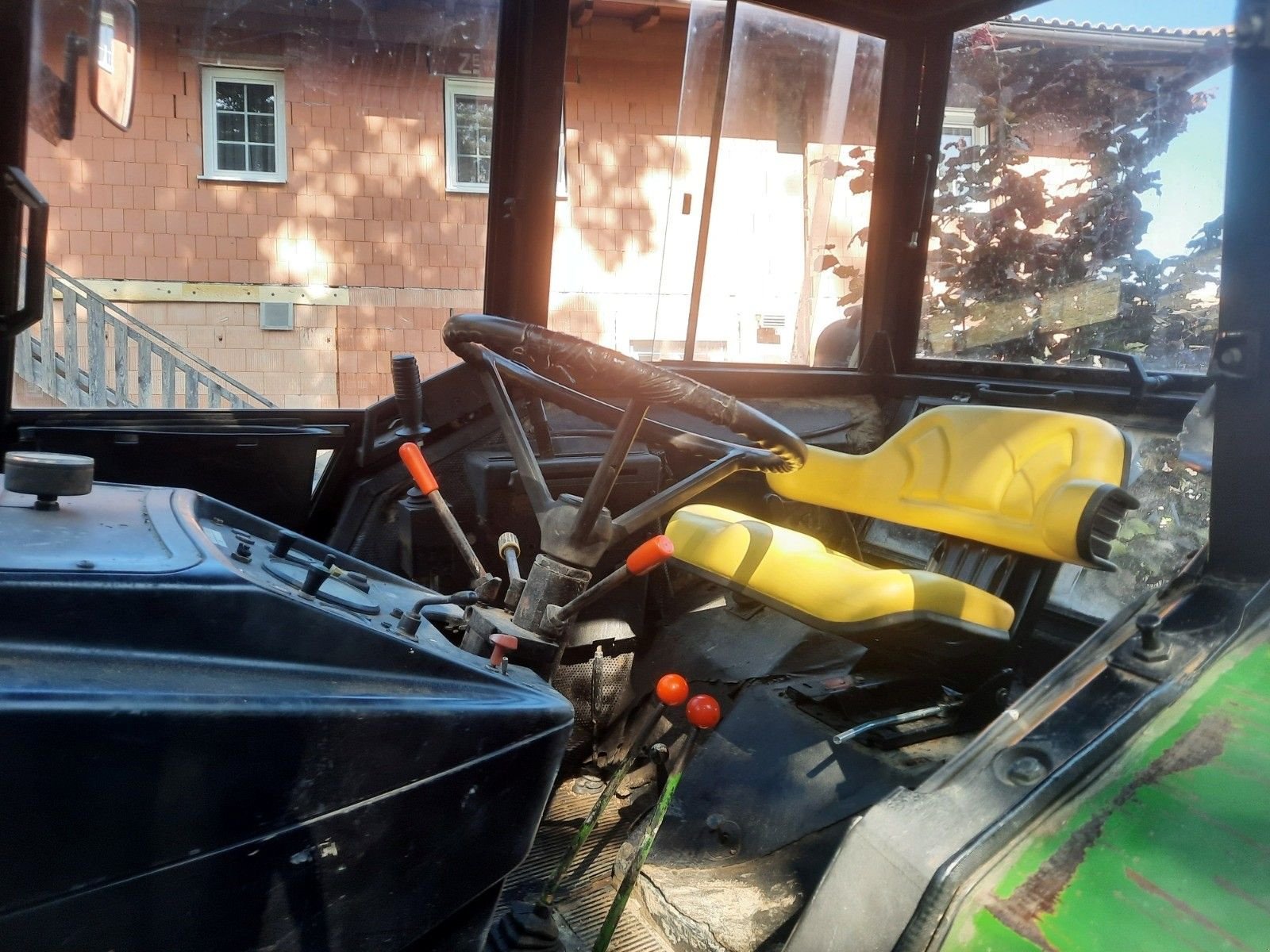 Traktor типа John Deere 3130 AC, Gebrauchtmaschine в Pischelsdorf (Фотография 7)