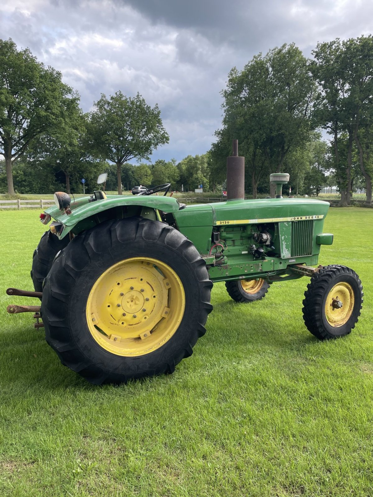 Traktor типа John Deere 3130, Gebrauchtmaschine в Eursinge (Фотография 8)