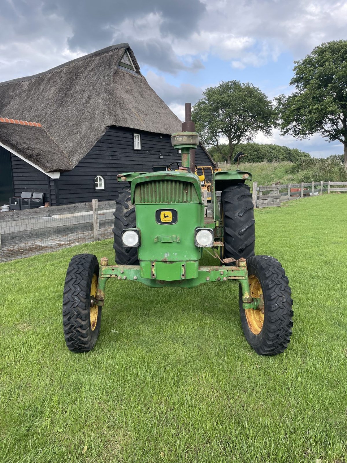 Traktor типа John Deere 3130, Gebrauchtmaschine в Eursinge (Фотография 4)