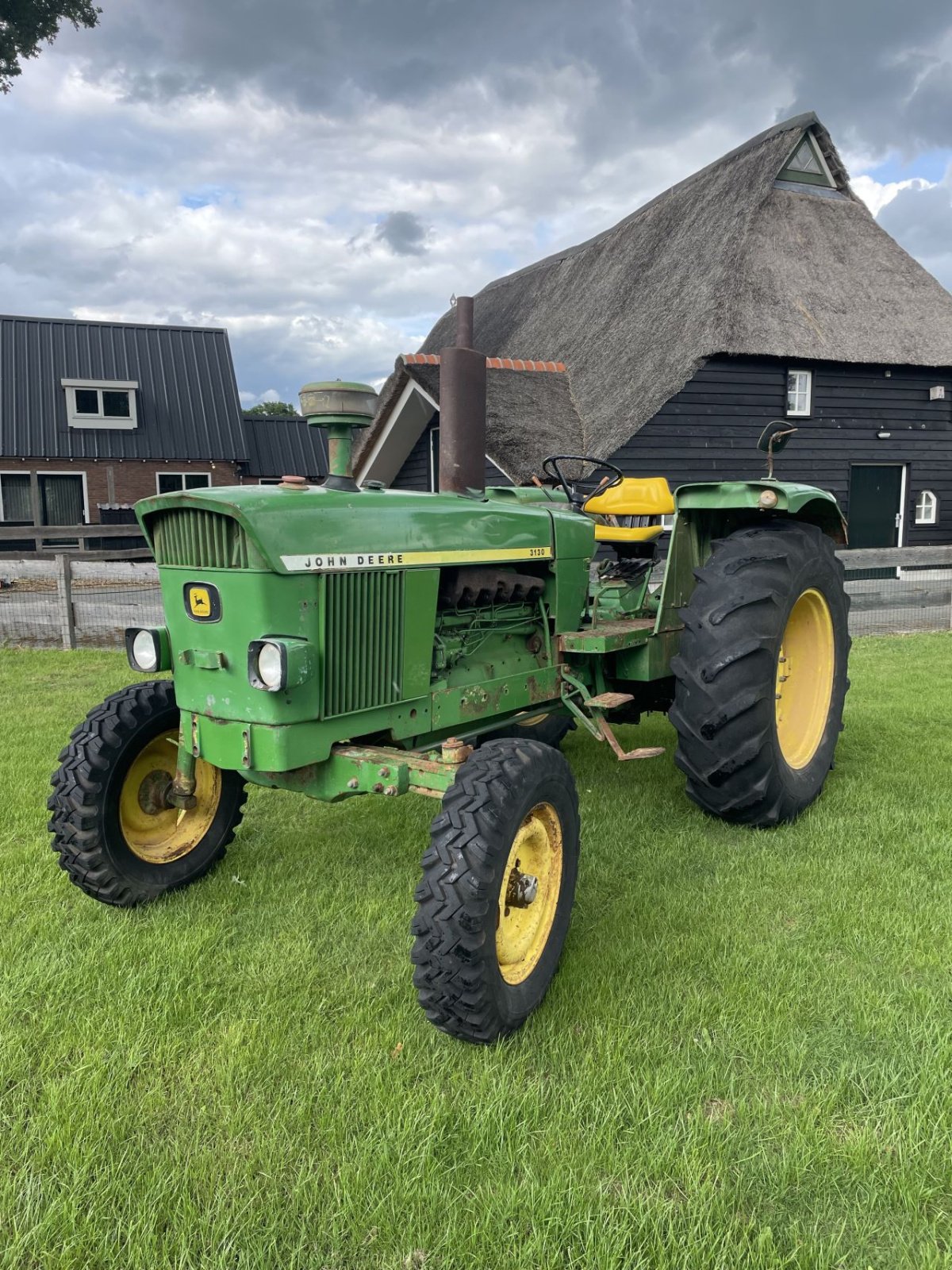 Traktor типа John Deere 3130, Gebrauchtmaschine в Eursinge (Фотография 3)