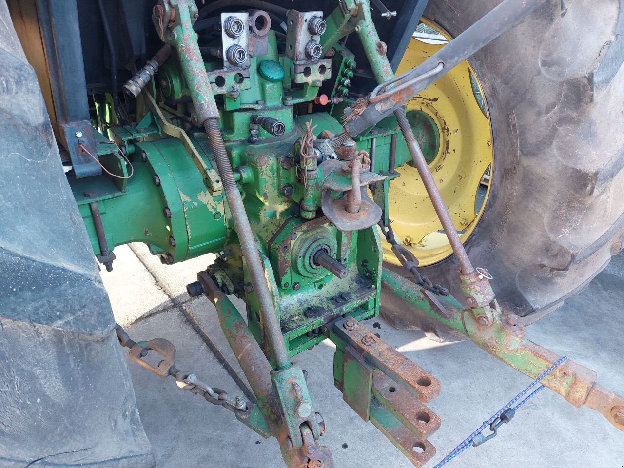 Traktor des Typs John Deere 3130, Gebrauchtmaschine in Ouderkerk aan den IJssel (Bild 5)