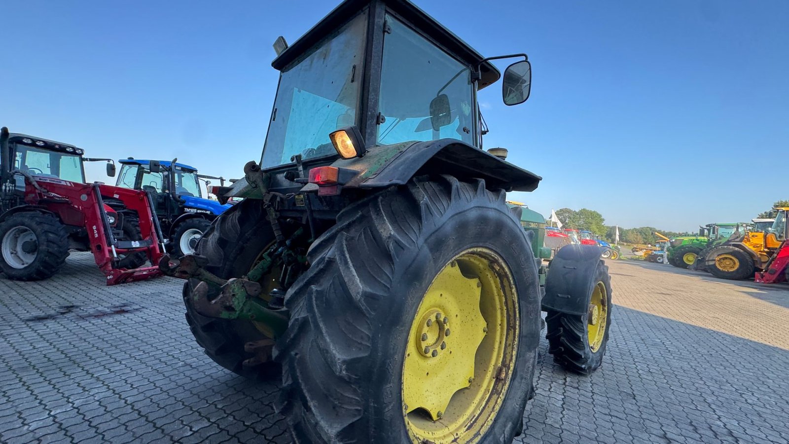 Traktor of the type John Deere 3140 TURBO, Gebrauchtmaschine in Nørager (Picture 14)