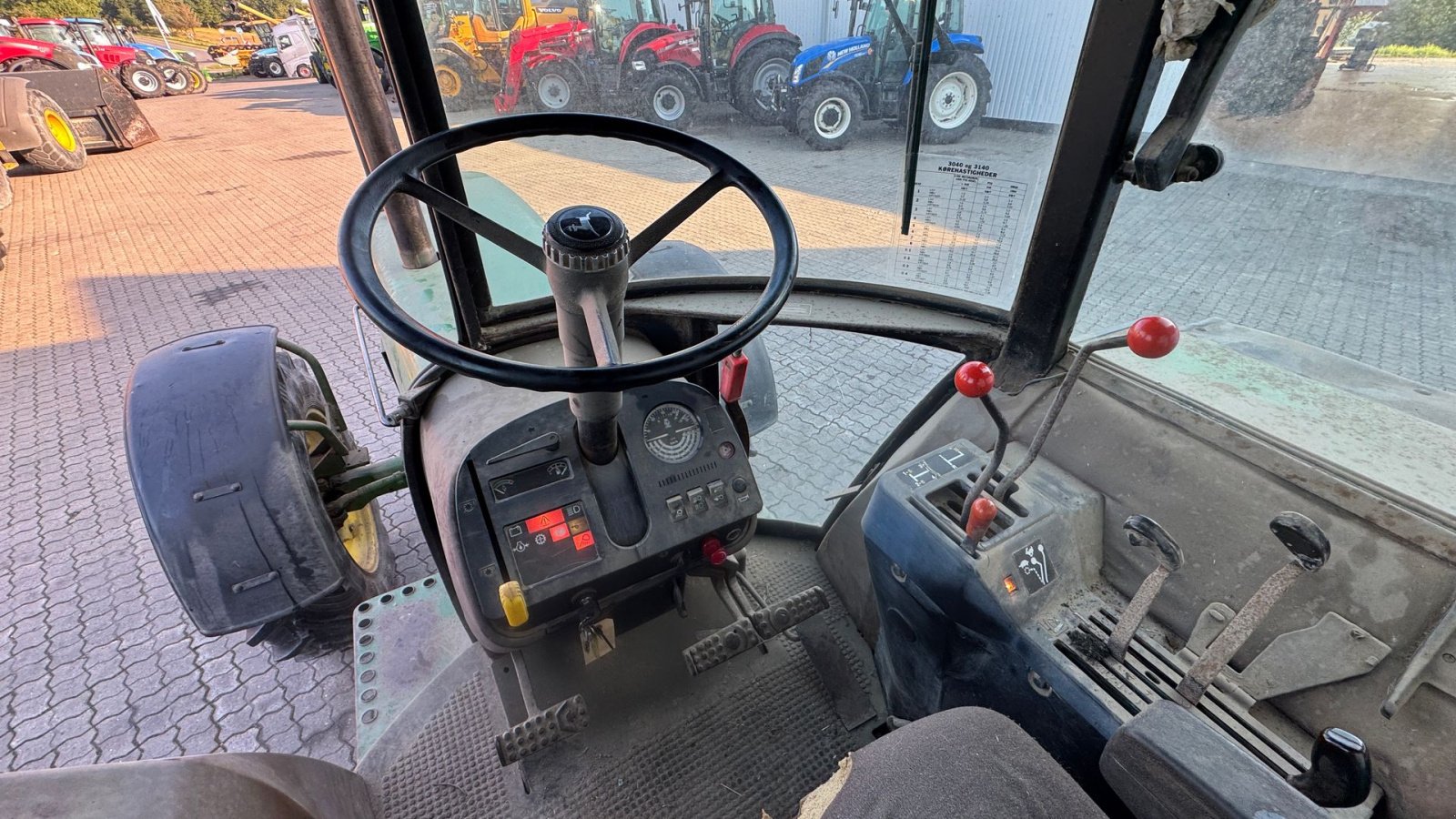 Traktor of the type John Deere 3140 TURBO, Gebrauchtmaschine in Nørager (Picture 19)