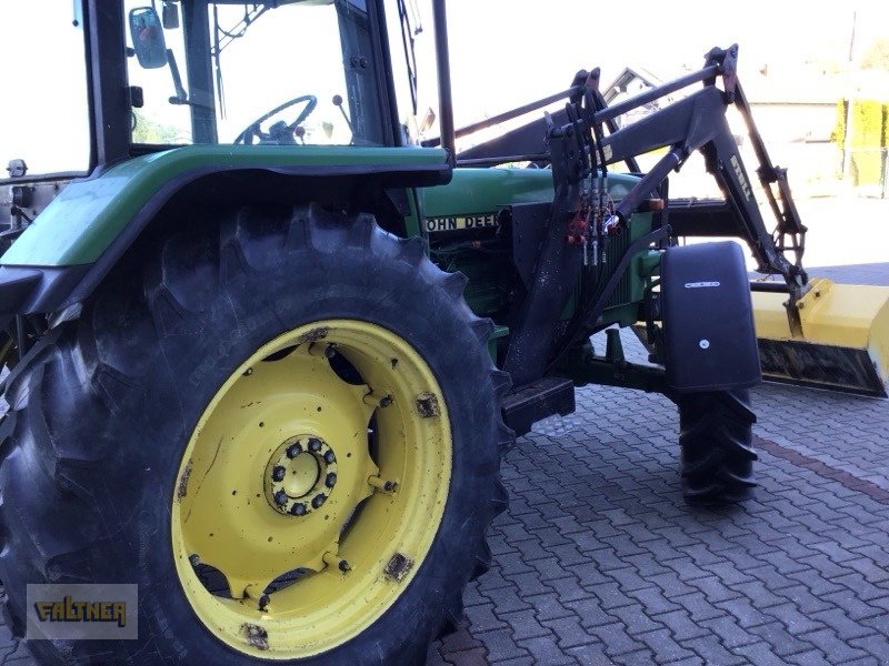 Traktor van het type John Deere 3140, Gebrauchtmaschine in Büchlberg (Foto 4)
